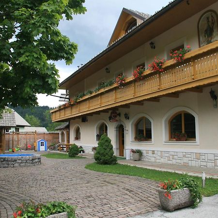 Guest House Kveder Škofja Loka Extérieur photo