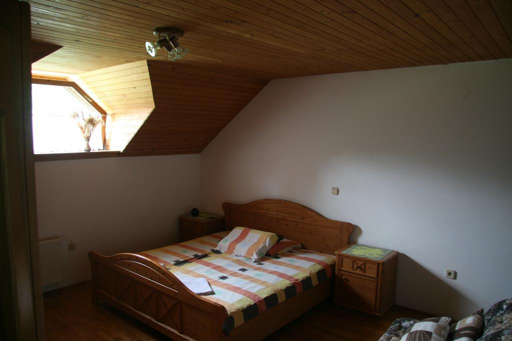 Guest House Kveder Škofja Loka Chambre photo